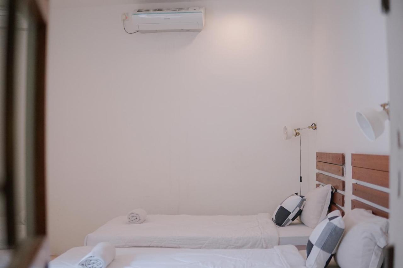 OYO 626 Augustina Home Malang Exterior foto